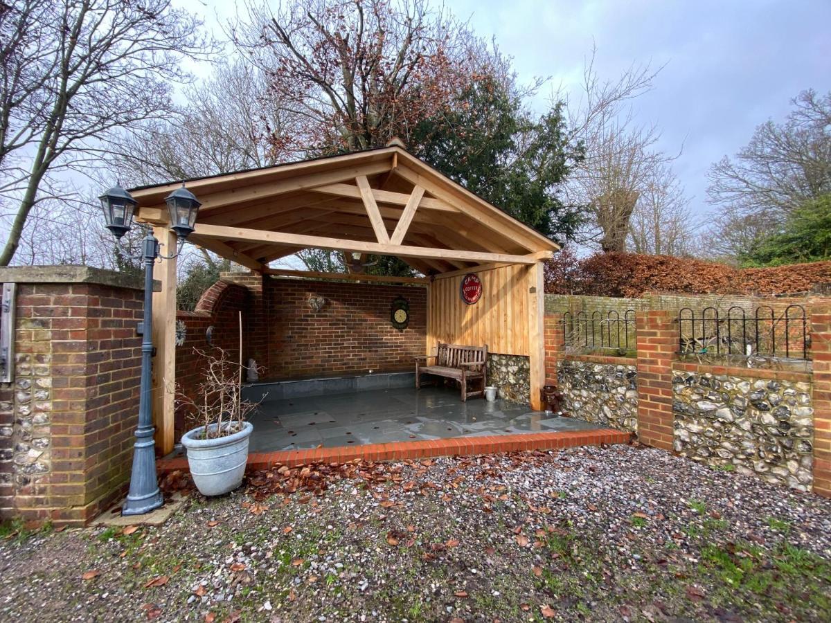 Mulberry Cottage Near Goodwood شيشستر المظهر الخارجي الصورة